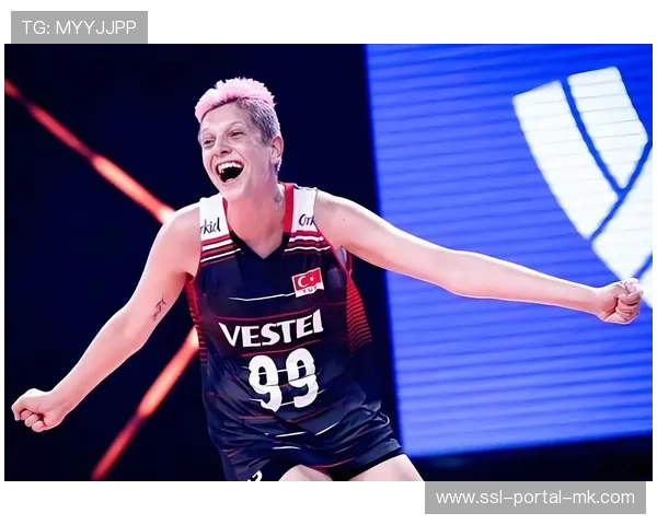 卡拉库尔特女排事件折射足球场外争议性人物话题