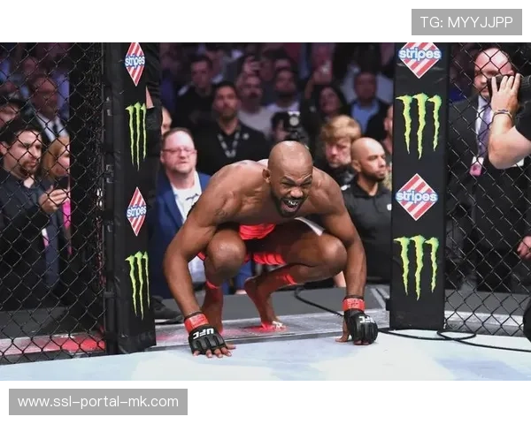 乔恩·琼斯重量级前景:疑似不会重返重量级赛场,UFC重量级与轻重量级面临发展挑战 乔恩·琼斯重量级前景:疑似不会重返重量级赛场,UFC重量级与轻重量级面临发展挑战